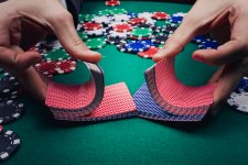 Shuffle cards poker